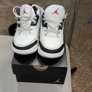 Jordan 3 Retro Kids' White, Black, and Red Sneakers